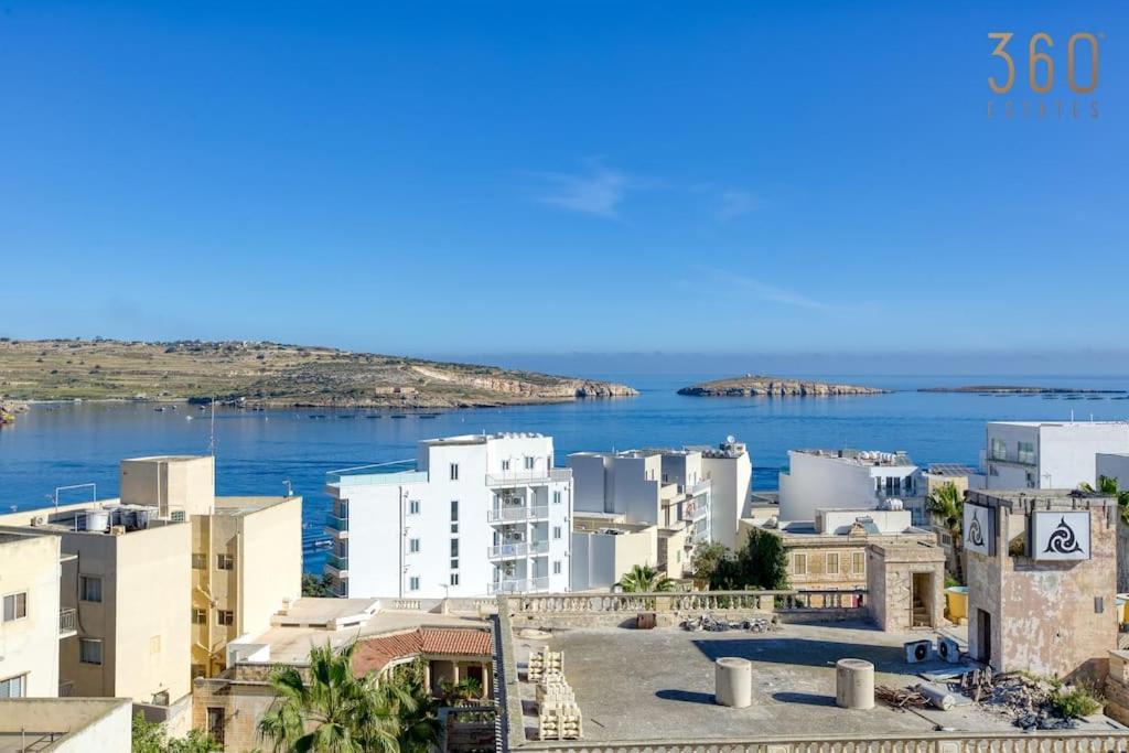 Beautiful Penthouse With Private Terrace & Seaview By 360 Estates Apartment