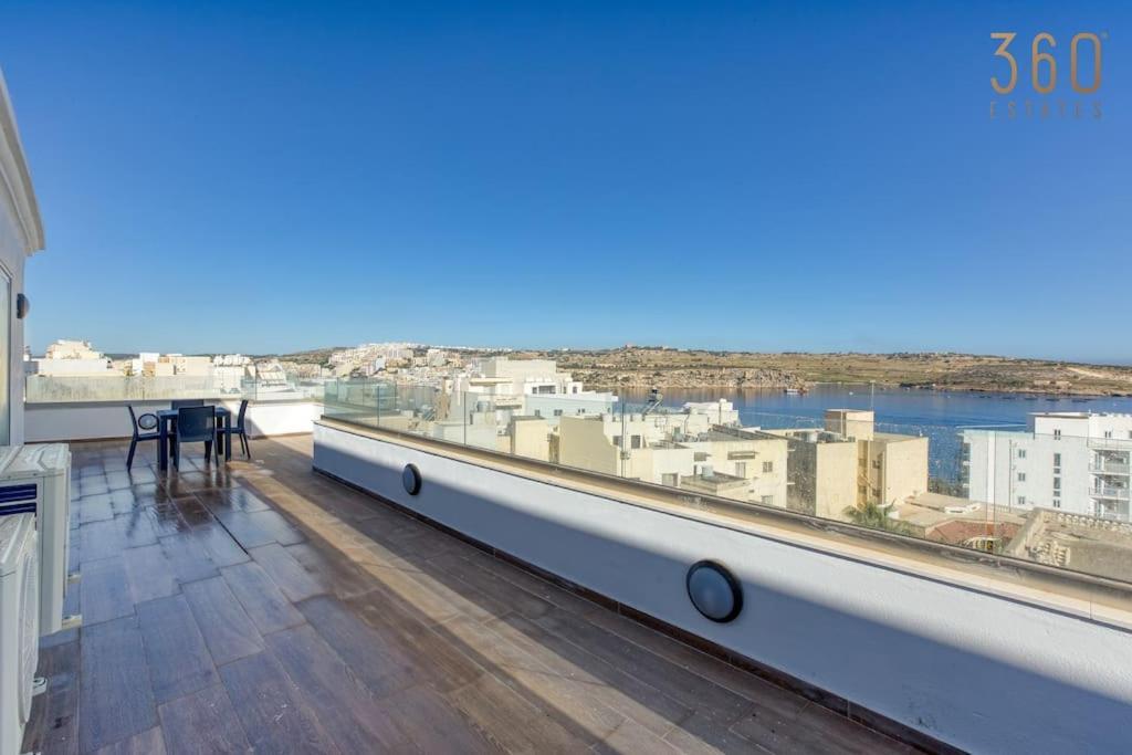 Beautiful Penthouse With Private Terrace & Seaview By 360 Estates * St. Paul's Bay